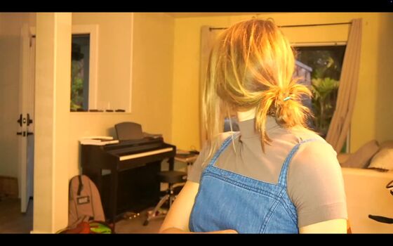Full leaked Kaileeshy private photo