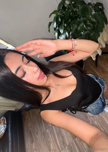 Full leaked Kaillystars private photo