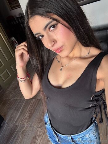 Full leaked Kaillystars private photo