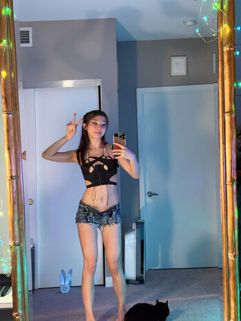 Full leaked Kaisa private photo
