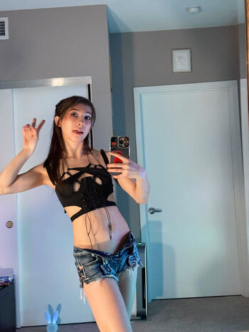 Full leaked Kaisa private photo