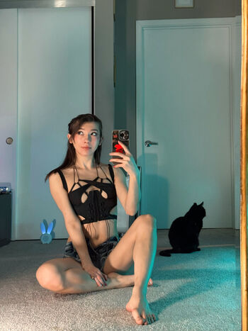Full leaked Kaisa private photo