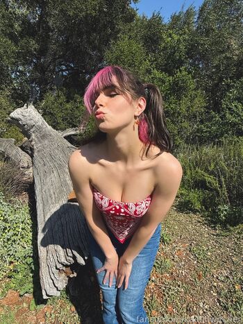 Full leaked Kaitlin witcher  page private photo