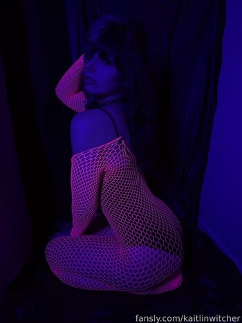 Full leaked Kaitlin witcher page private photo