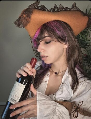 Full leaked Kaitlin witcher private photo
