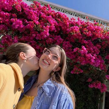 Full leaked Kaitlyn dever private photo