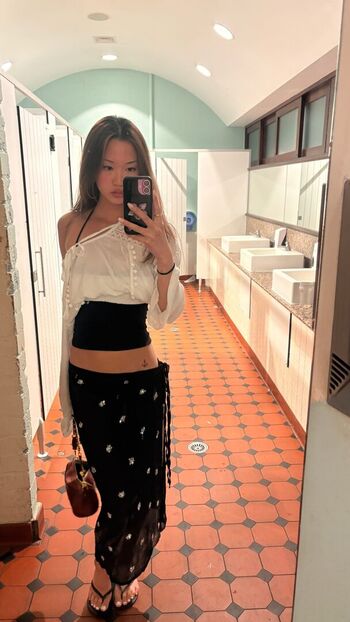 Full leaked Kaitlynhan private photo