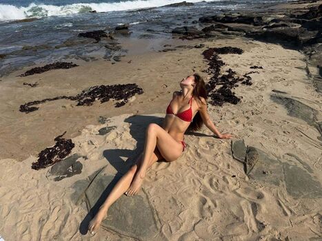 Full leaked Kaitlynhan private photo