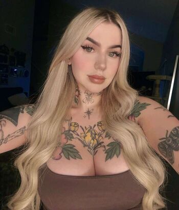 Full leaked Kalei renay private photo