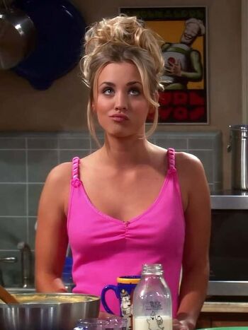 Full leaked Kaley cuoco private photo