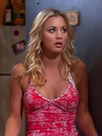 Full leaked Kaley cuoco private photo