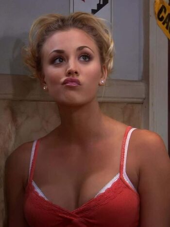 Full leaked Kaley cuoco private photo