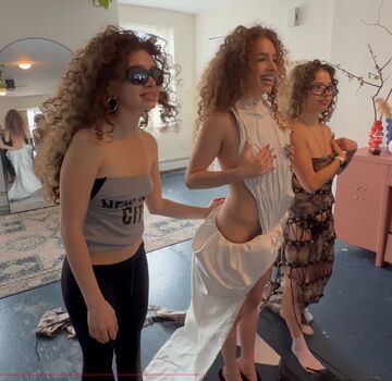 Full leaked Kalogeras sisters private photo