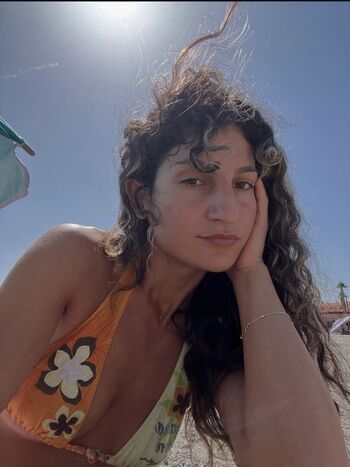 Full leaked Kaltrinajashari private photo