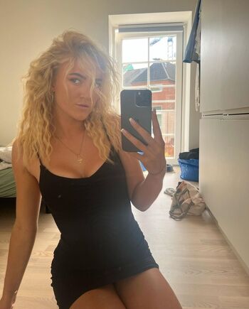 Full leaked Kamilla due private photo