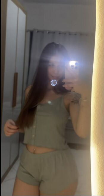 Full leaked Kamisristow private photo