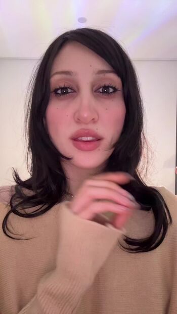 Full leaked Kandiesz private photo