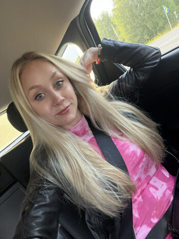 Full leaked Kandyland private photo