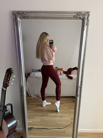 Full leaked Kandyland page private photo