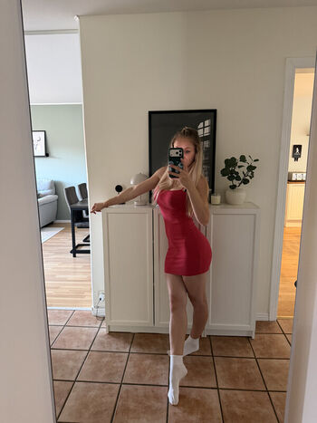 Full leaked Kandyland page private photo