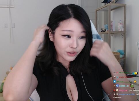 Kang Hee Yoon