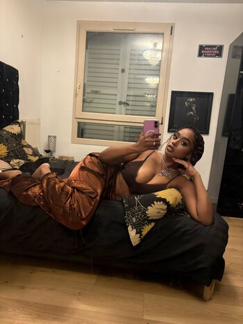 Full leaked Kara frenchie shore private photo