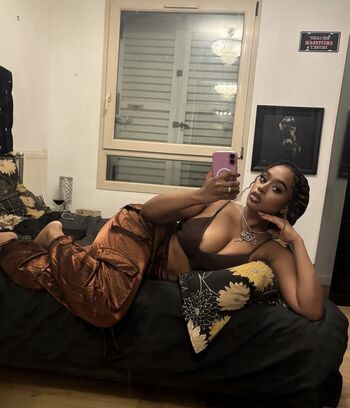 Full leaked Karabaae private photo