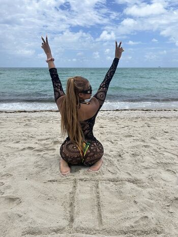 Full leaked Karabaae private photo