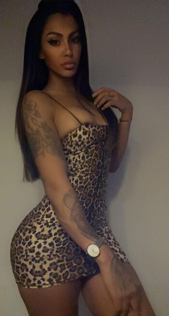Full leaked Karima private photo