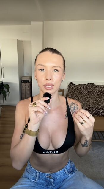Full leaked Karinamucha private photo