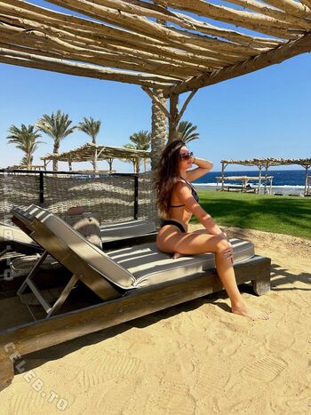 Full leaked Karinaolech private photo