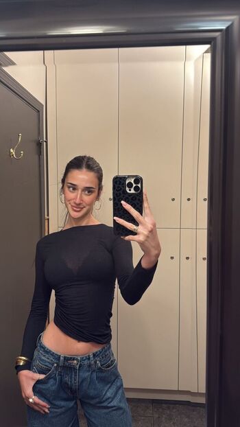 Full leaked Karinne elizabeth private photo