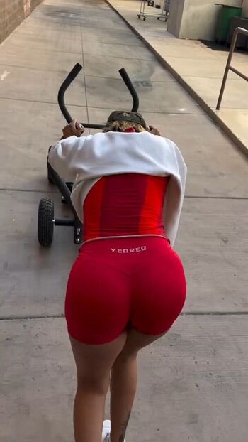 Full leaked Karol g private photo