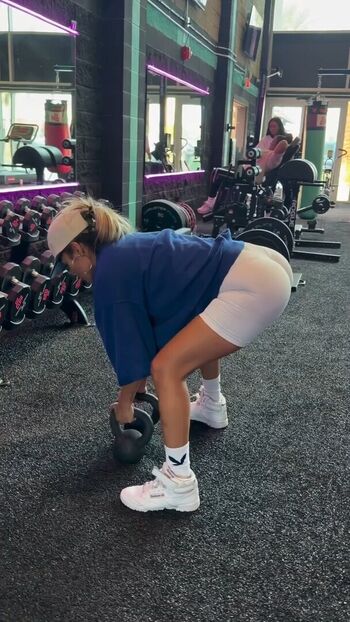 Full leaked Karol g private photo