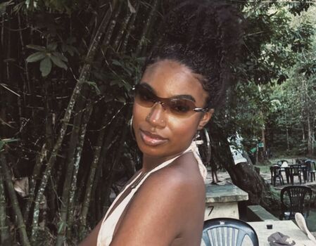 Full leaked Karolayne private photo
