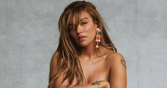 Full leaked Karolg g private photo
