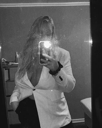 Full leaked Karolina nilsson private photo