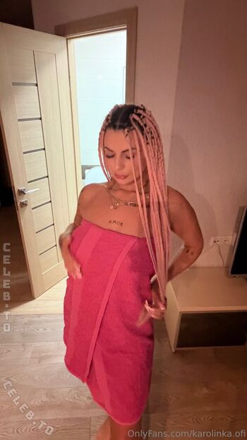 Full leaked Karolinka ofi private photo