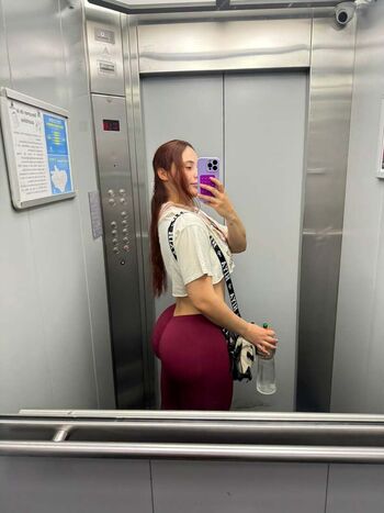 Full leaked Karoll page private photo