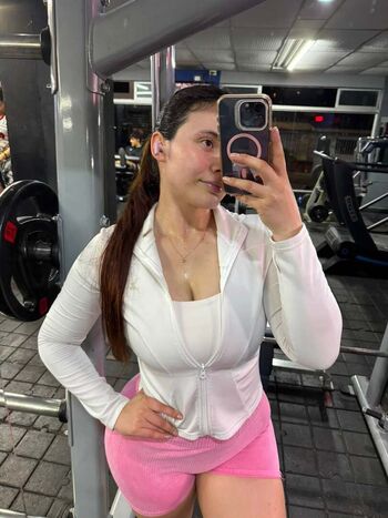 Full leaked Karoll private photo