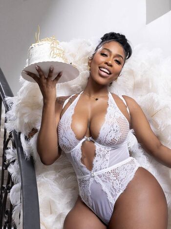 Full leaked Kash doll private photo