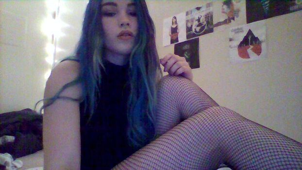 Full leaked Kat moss private photo