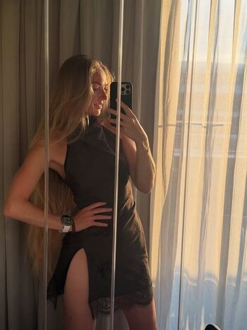 Full leaked Katmartynova private photo