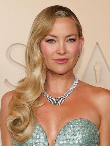 Full leaked Kate hudson private photo