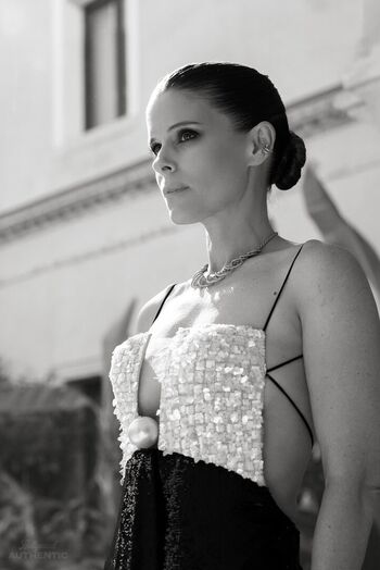 Full leaked Kate mara private photo