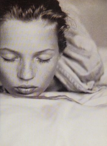 Full leaked Kate moss private photo