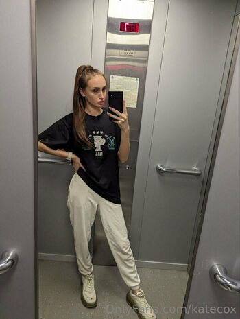 Full leaked Katecox private photo