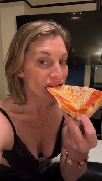 Full leaked Katee sackhoff private photo