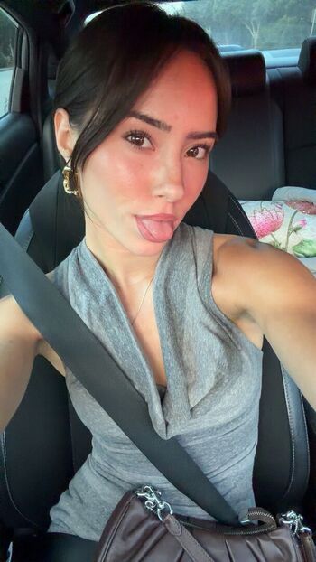 Full leaked Katelyn ernst private photo