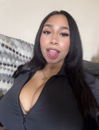 Full leaked Katelynn private photo